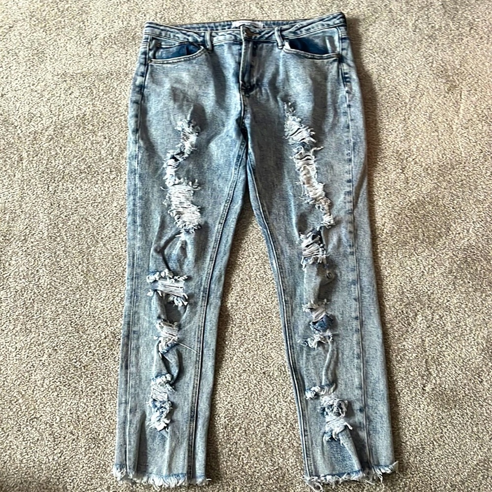Vintage size 9 light ripped jeans